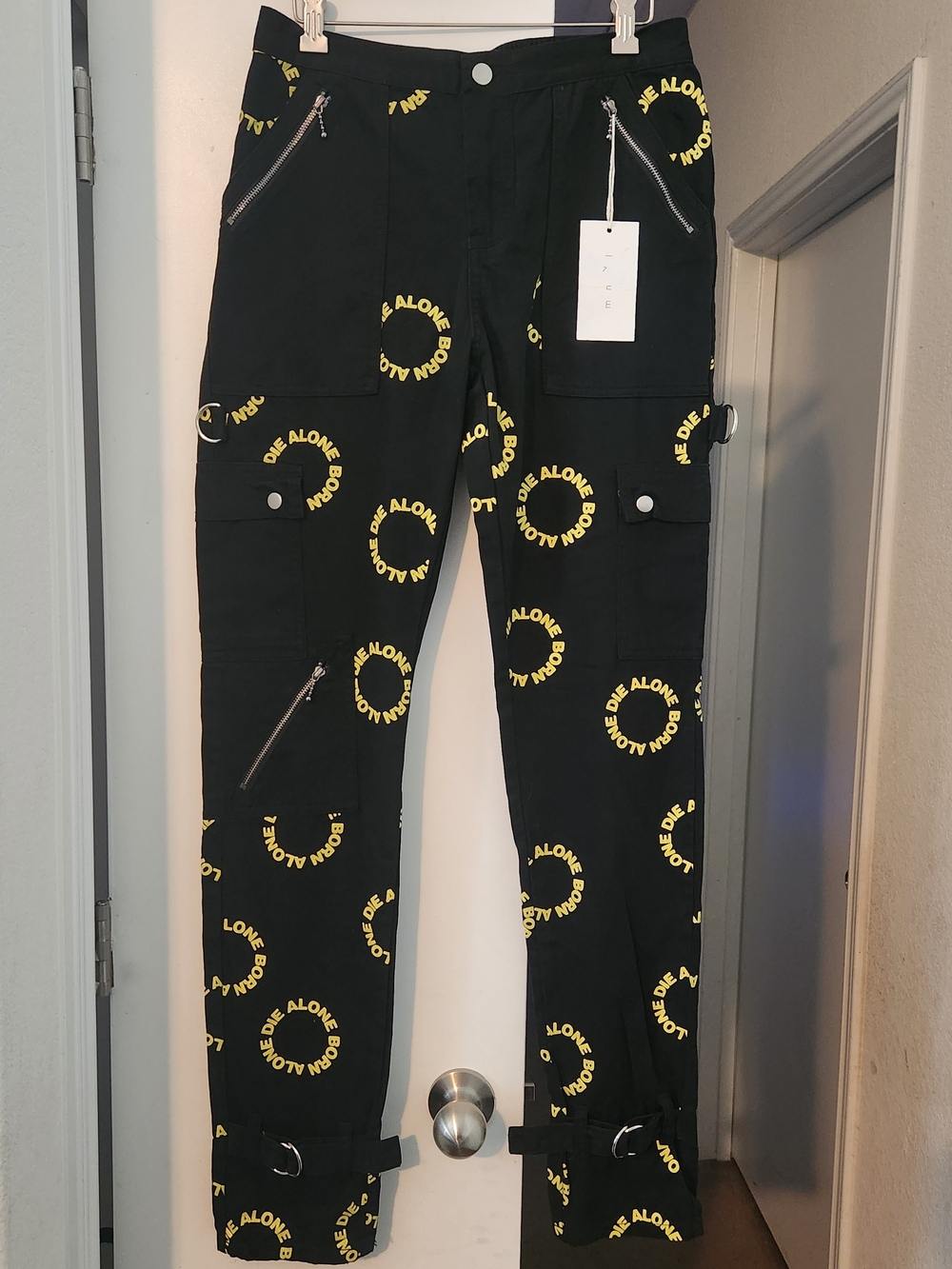 Mnml Mens Black Cargo Pants W29" L33" Punk Skater Black Yellow Zip Leg Buckles